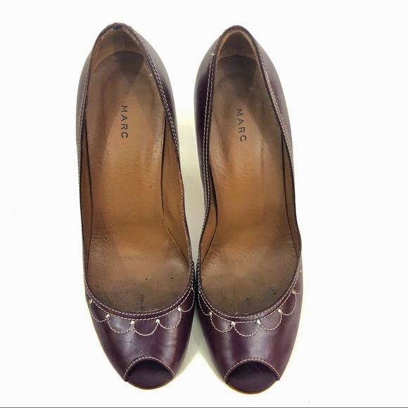 Marc Jacobs purple/maroon peep toe heels - Picture 3 of 8